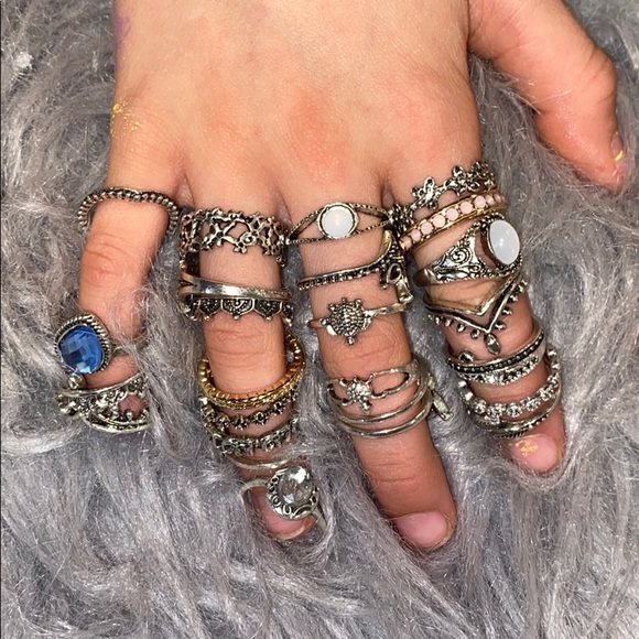 50 rings that I ordered off Amazon don’t use them - Picture 2 of 3